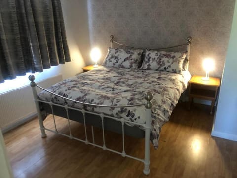 Lovely 4 bedroom Northern Ireland Retreat House in Magherafelt