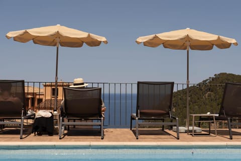 Pool view, Swimming pool
