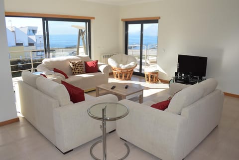 TV and multimedia, Living room, Sea view