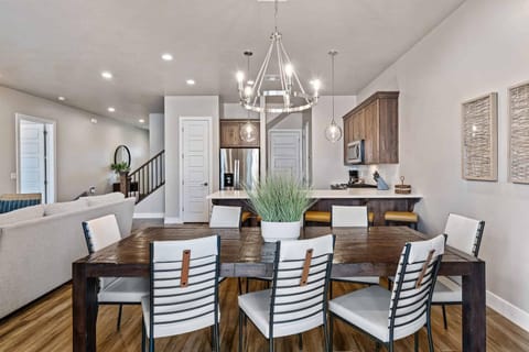 Red Mountain Springs #23 townhouse House in Santa Clara