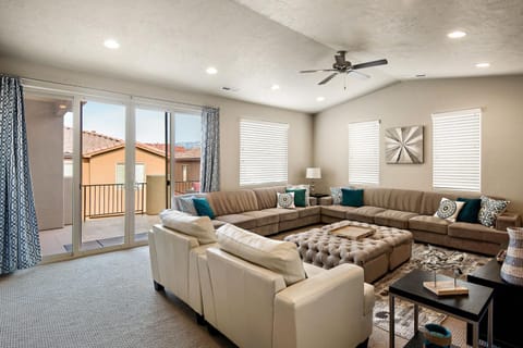 Four-Bedroom House House in Santa Clara