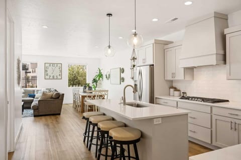 Attitude Adjustment Retreat townhouse House in St George