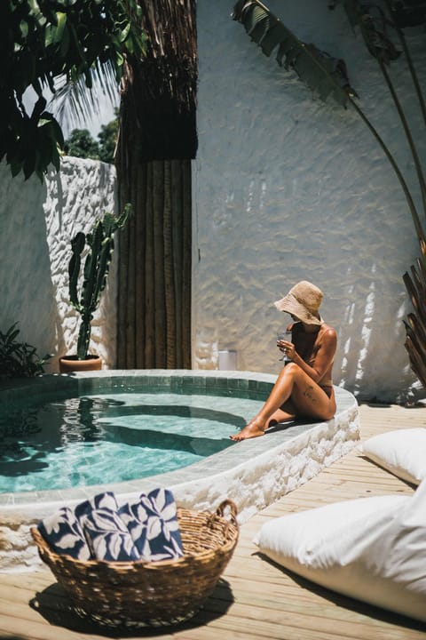 People, Natural landscape, Pool view, Swimming pool, group of guests