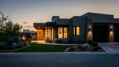 Enchanting Encanto #1 home House in Ivins