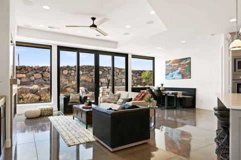 Enchanting Encanto #1 home House in Ivins