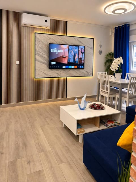 TV and multimedia, Dining area