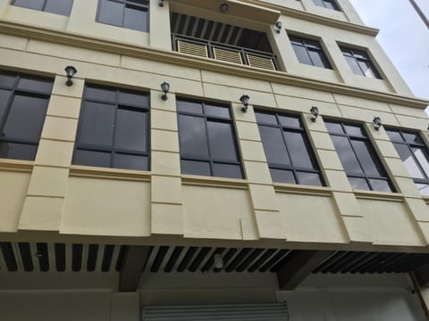 Property building, Day