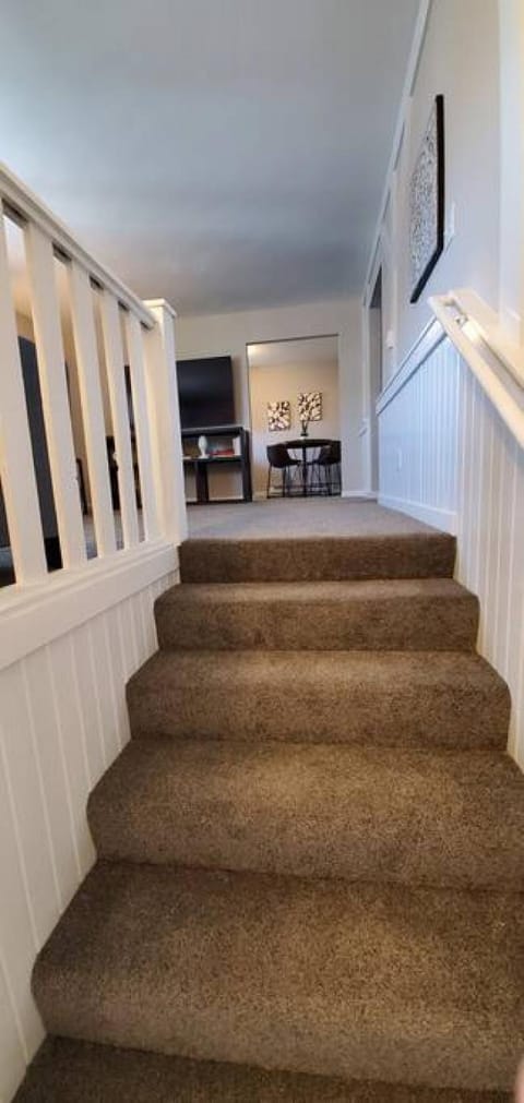 219 Maxwell St Unit B Such a great place to work and stay House in Ohio