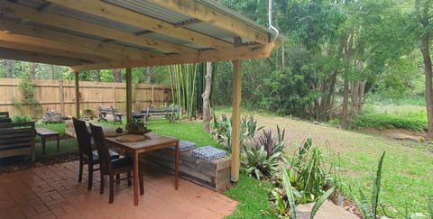 View (from property/room), Balcony/Terrace, River view