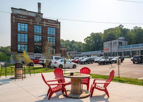 5103 Peters New Industrial Loft on Lebanon Bike Trail Apartment in Ohio