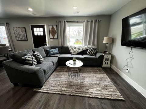 956 Olympia Drive Brand New Mason Home with Luxurious Finishes House in Mason