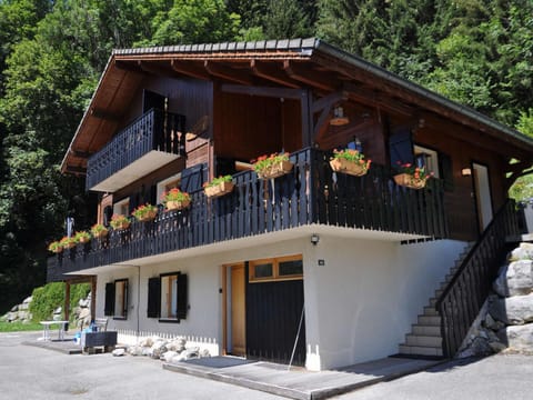 Chalet spacieux pour 12 pers, 6 ch, La Chapelle-d'Abondance - FR-1-692-2 Chalet in Haute-Savoie
