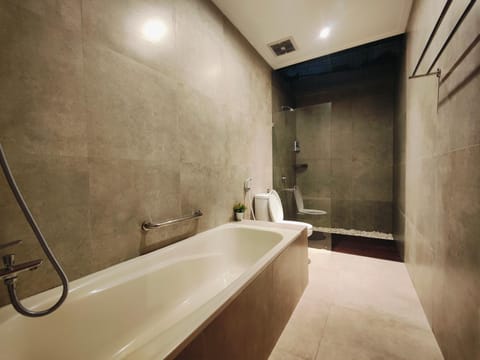 Shower, Bathroom, Bath