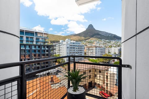The Flamingo Apartments Apartment in Sea Point