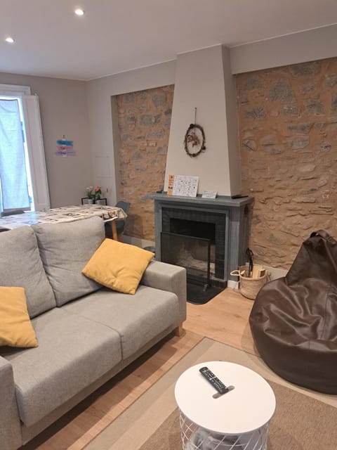 Living room, flat iron