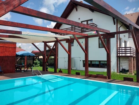 Seating area, Swimming pool