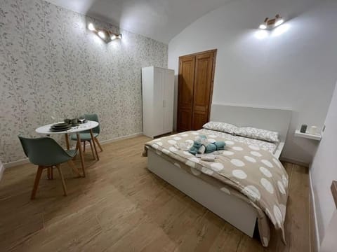 Bed, Living room, Bedroom
