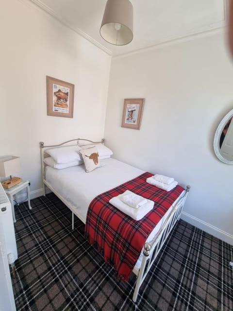 The Distillers Den Apartment in Oban