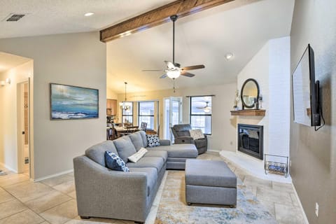 Granbury Home with Lake Granbury Access and Dock! House in Granbury