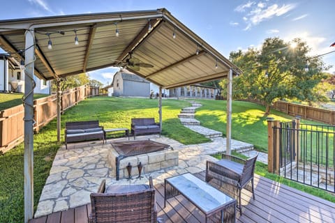 Granbury Home with Lake Granbury Access and Dock! House in Granbury