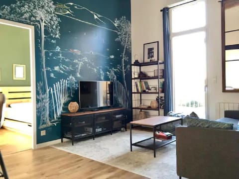 TV and multimedia, Living room, Seating area