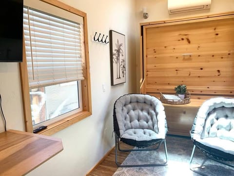 Sunshine Tiny Studio and Loft Close to Downtown House in San Luis Obispo