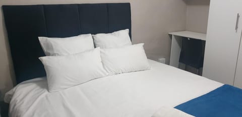 Georgina Self-Catering Flat Apartment in Western Cape