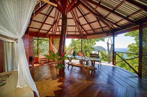 View (from property/room), Balcony/Terrace, Seating area, Dining area, Mountain view