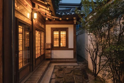 Property building, Garden, View (from property/room), Garden view, Inner courtyard view