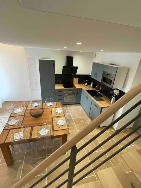 Maison Meursault parking fermé House in Bourgogne-Franche-Comté