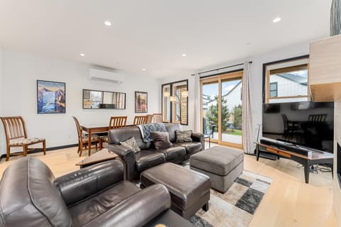 Ponderosa Court, Unit 2A House in Manson