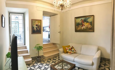Communal lounge/ TV room, TV and multimedia, Living room, Seating area