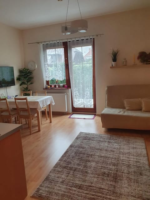 Photo of the whole room, Seating area, Dining area