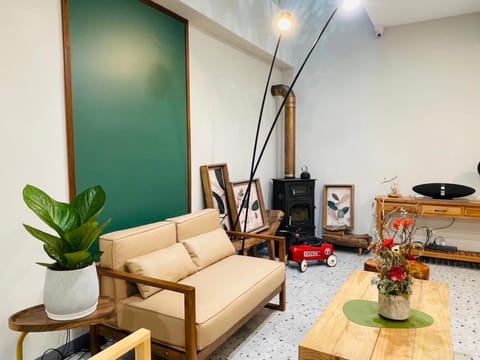 Living room, Seating area, flat iron