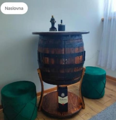 LUX Apartman Jugi PARKING public free Apartment in Serbia