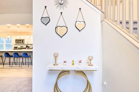 3 Mi to Kalahari Pocono Summit Home with Game Room! House in Coolbaugh Township