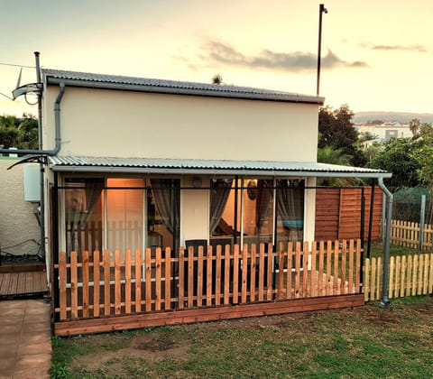 Property building, Balcony/Terrace