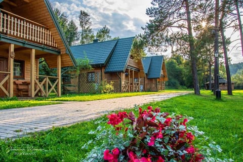 Property building, Spring, Day, Natural landscape, Garden, Garden view