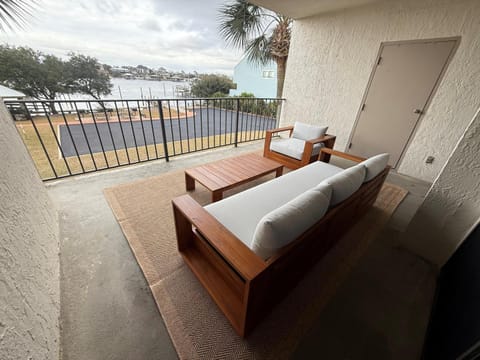 Shipwatch Riverside E204 House in Ono Island