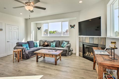 Stunning Getaway Less Than 1 Mi to Grover Beach! House in Grover Beach