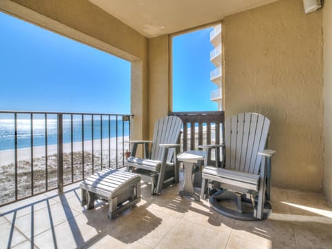 Shipwatch D504 House in Ono Island