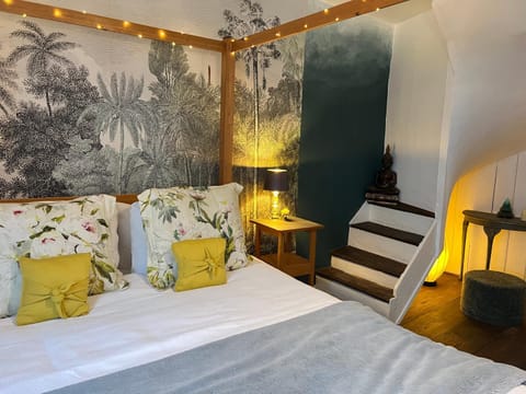 Church View a first floor apartment in the heart of historic Topsham Apartment in Teignbridge