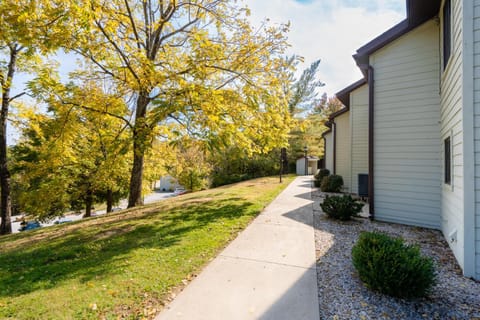 Property building, Day