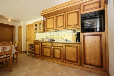 Résidence Le Hameau Des Glaciers - Hameau des Glaciers D02 MAE-5834 Apartment in Les Houches