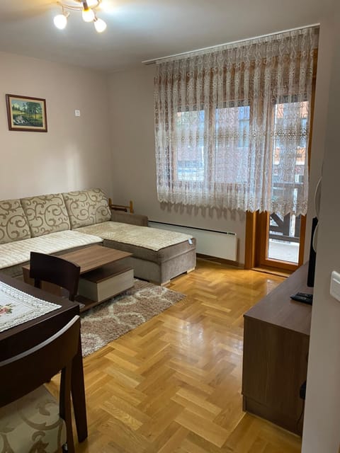 Photo of the whole room, Seating area, Dining area