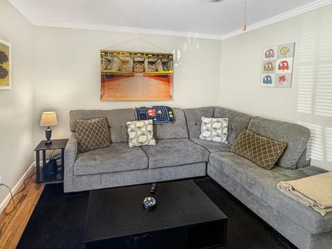 Homey Townhouse Near Lake & Sports Complex Apartment in Guntersville Lake