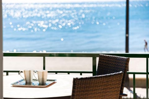 Day, Natural landscape, Balcony/Terrace, Sea view