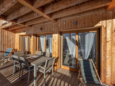 Appartement skis aux pieds, 3 chambres + lits superposés, terrasse, Le Levassaix - FR-1-570-40 Apartment in Les Allues