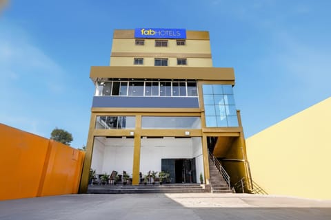 Property building, Facade/entrance