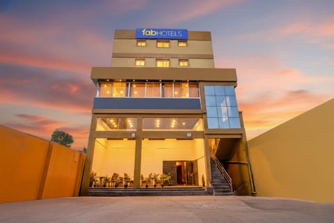 Property building, Facade/entrance